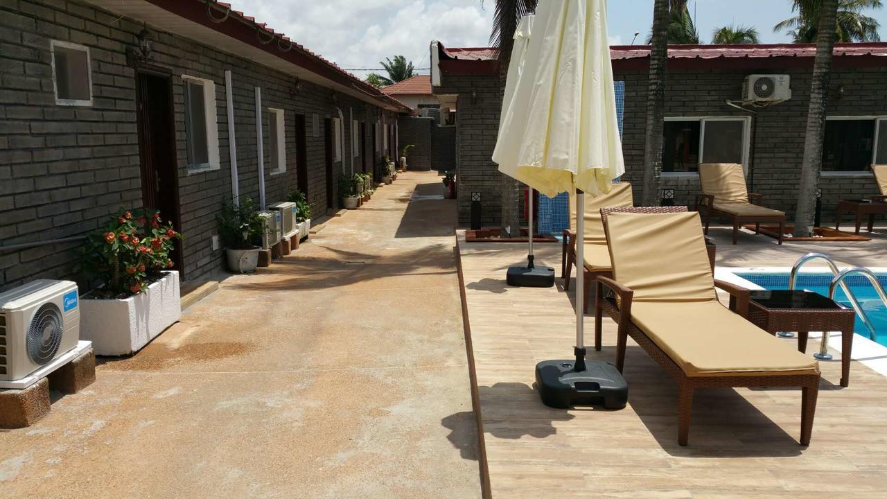 Hotel Des Jardins Abidjan Ngoại thất bức ảnh