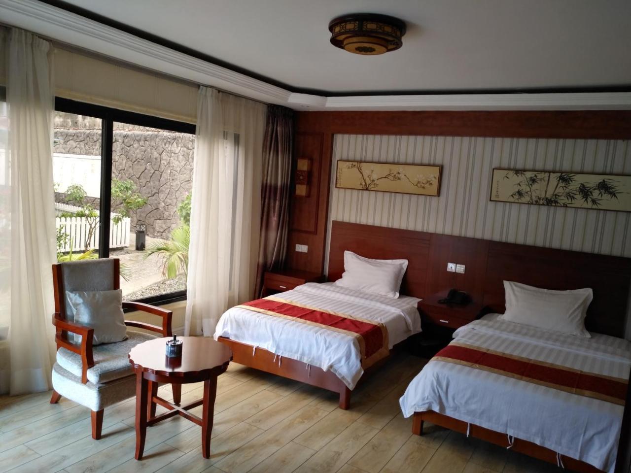 Hotel Des Jardins Abidjan Ngoại thất bức ảnh