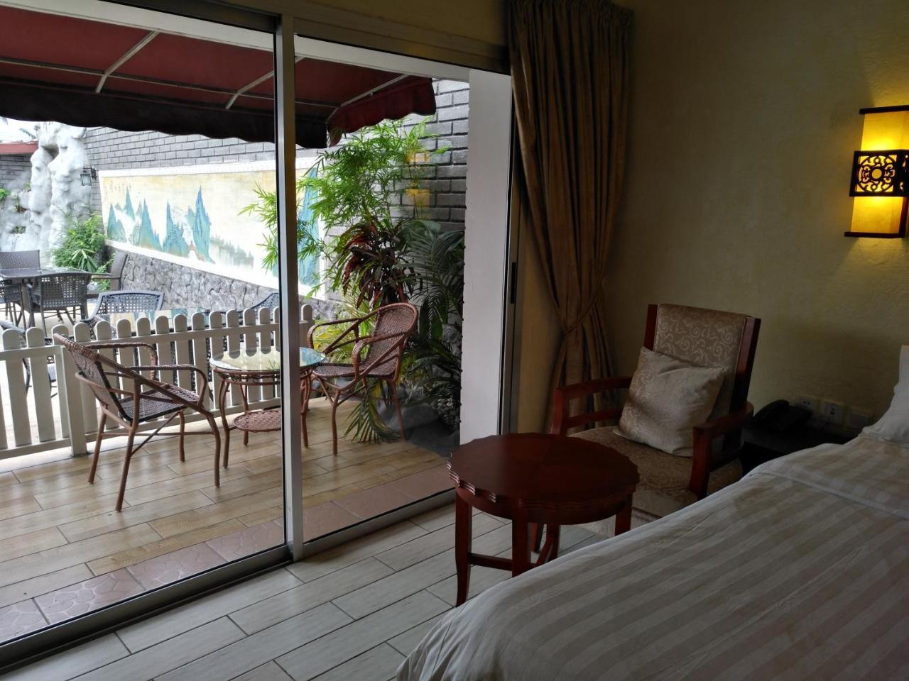 Hotel Des Jardins Abidjan Ngoại thất bức ảnh