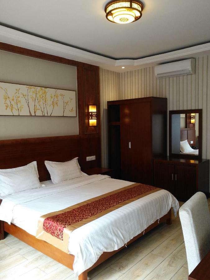 Hotel Des Jardins Abidjan Ngoại thất bức ảnh
