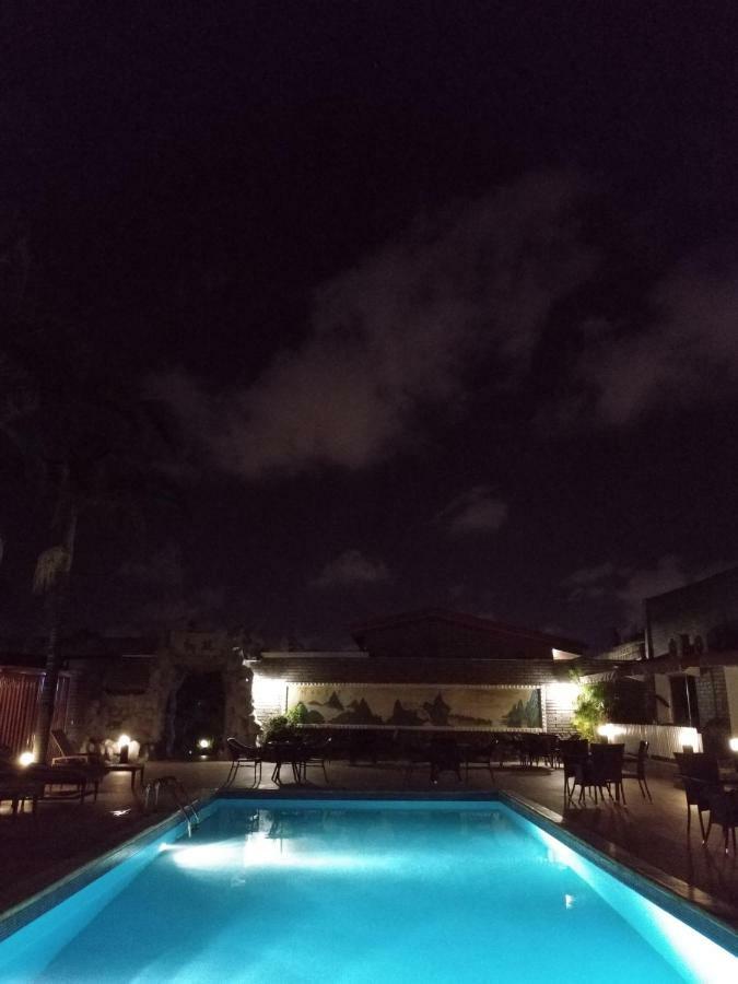 Hotel Des Jardins Abidjan Ngoại thất bức ảnh